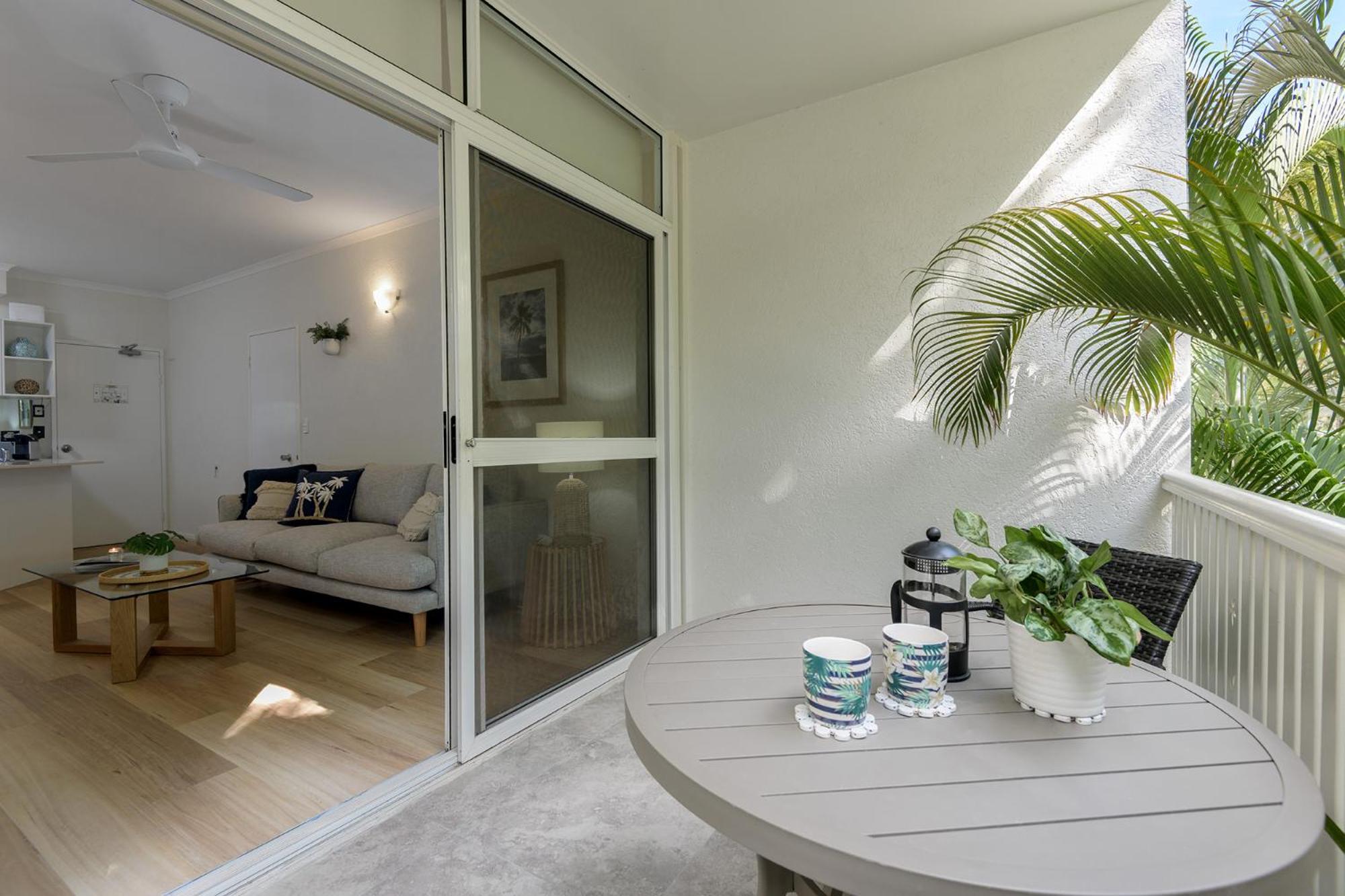 Coral Apartments Port Douglas Buitenkant foto